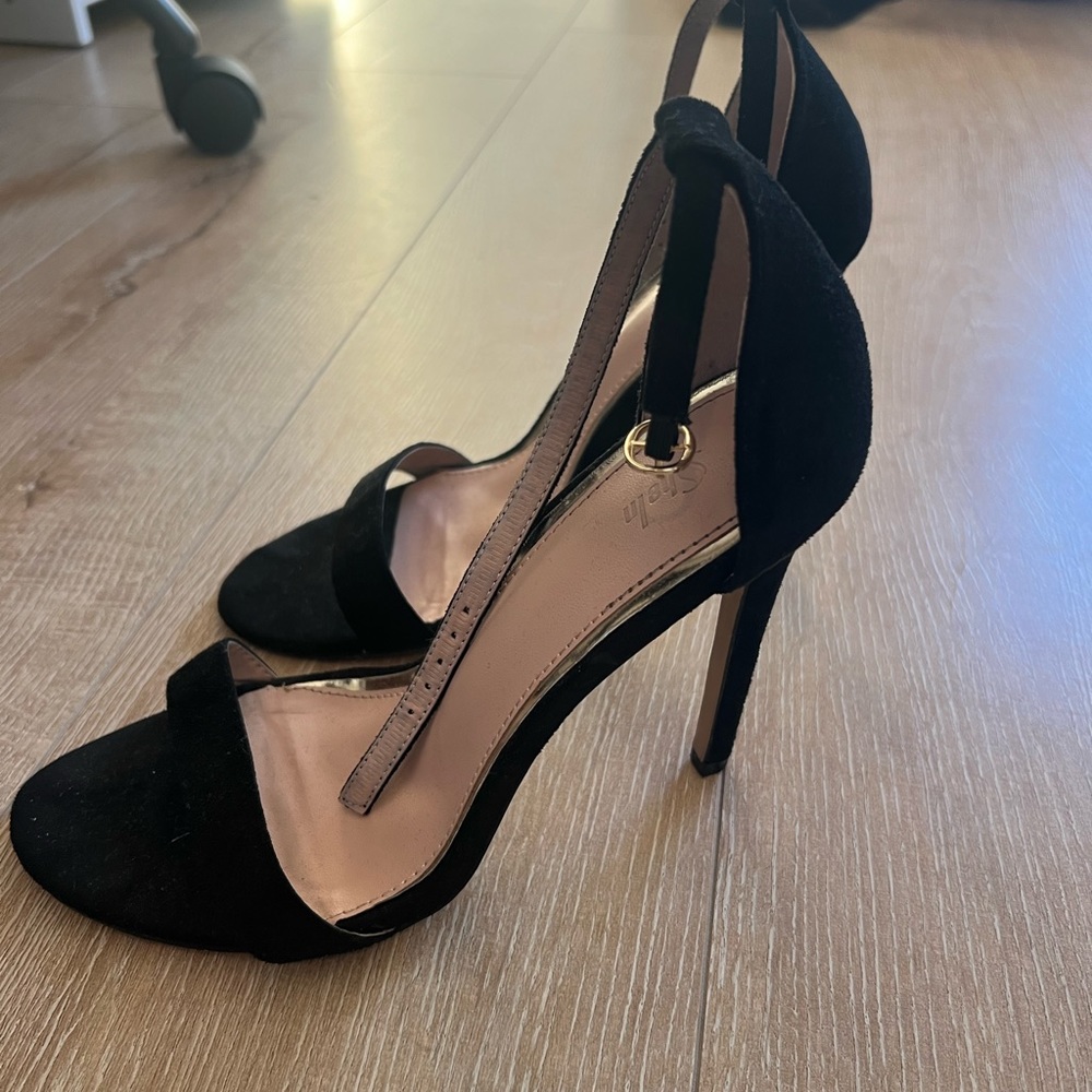 Black heels